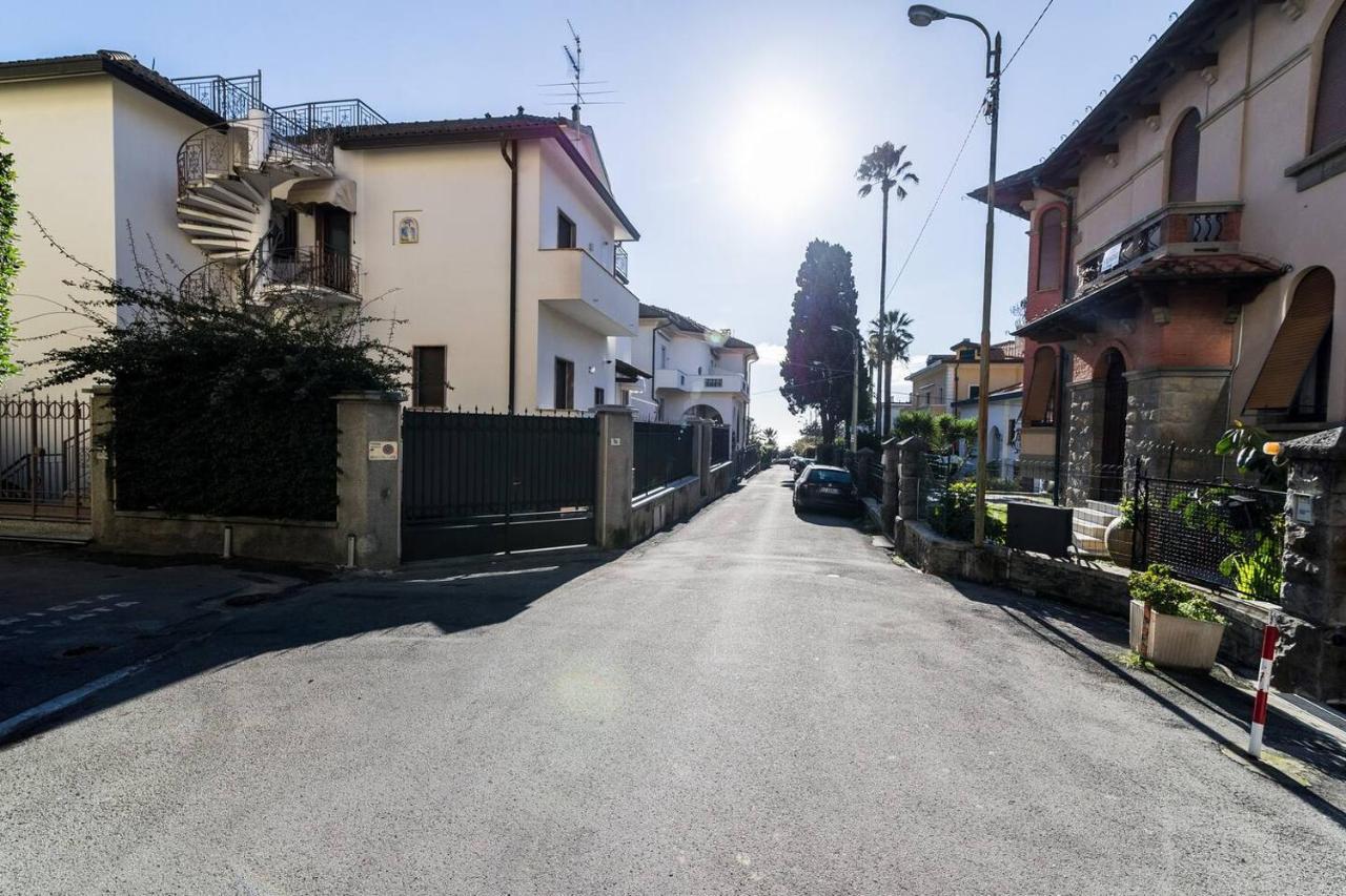 Grazioso Appartamentino A Due Passi Dalla Pista Ciclabile Con Giardino E Garage Sanremo Exteriör bild