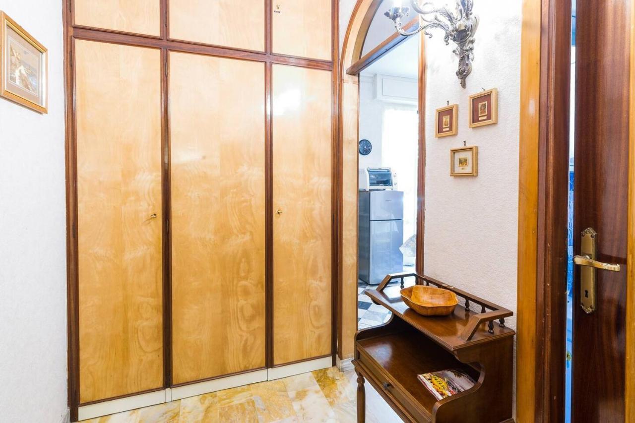 Grazioso Appartamentino A Due Passi Dalla Pista Ciclabile Con Giardino E Garage Sanremo Exteriör bild